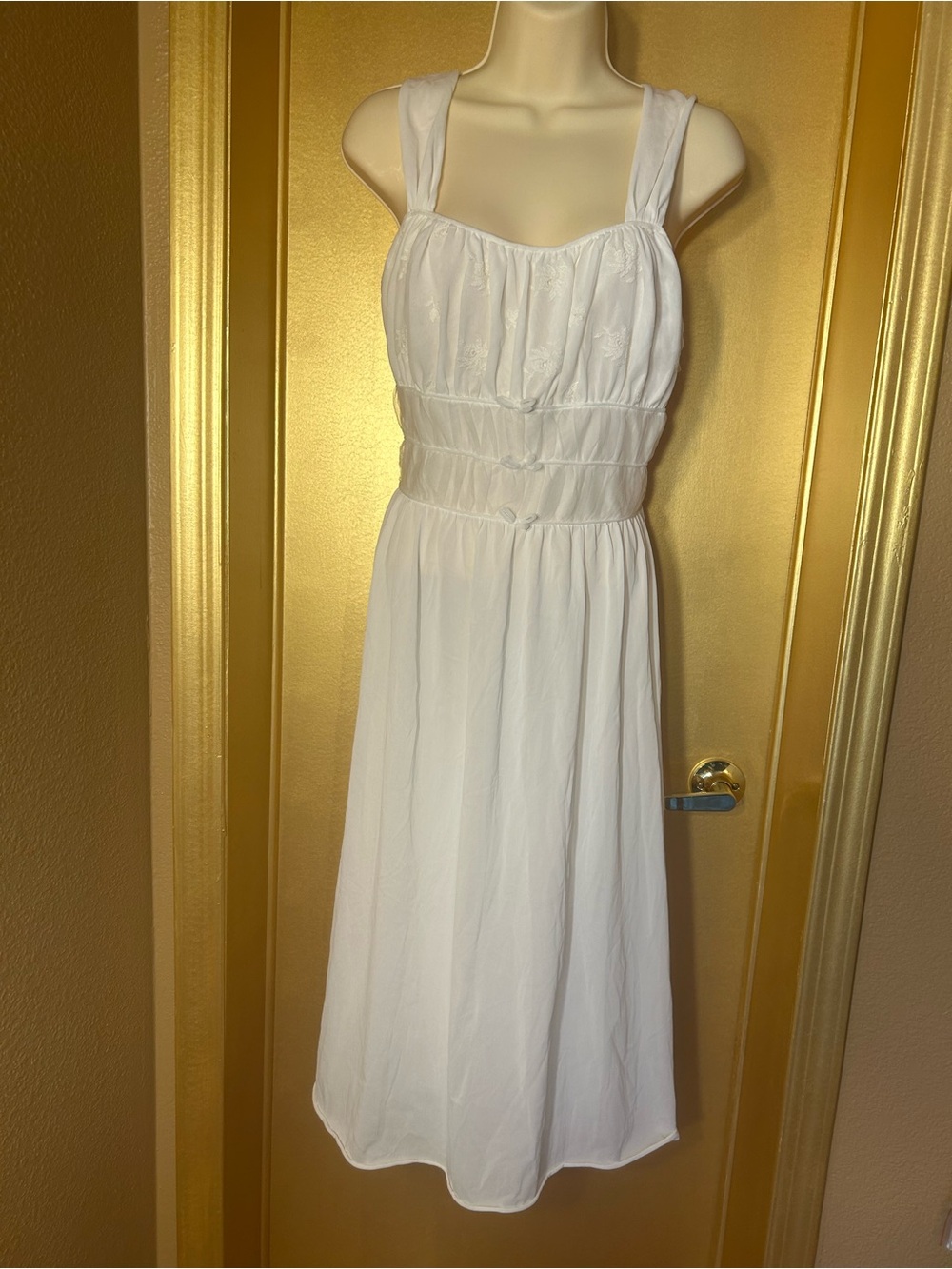 Vintage Beau Monde 1940’s nightgown or slip.